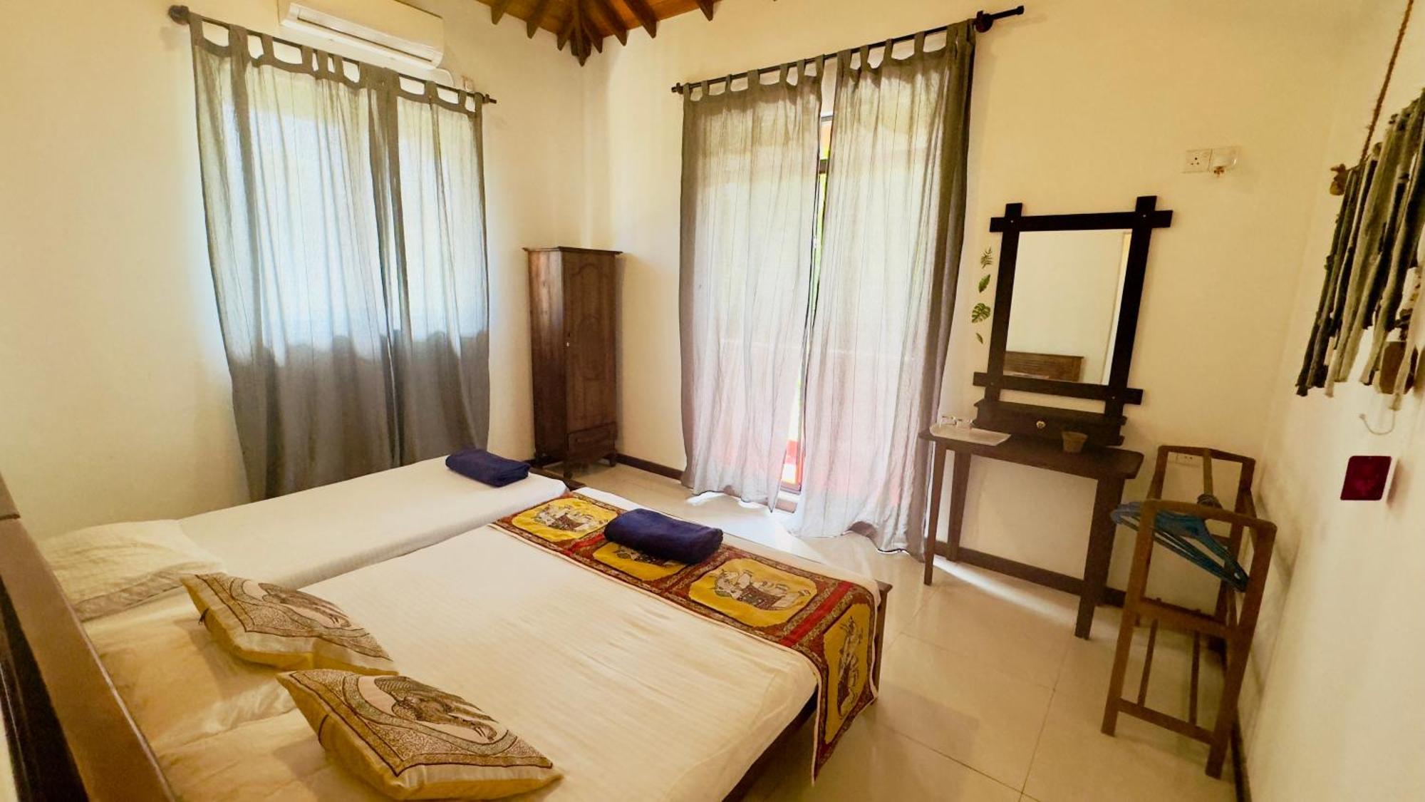 Sritaly Inn Mirissa Dış mekan fotoğraf