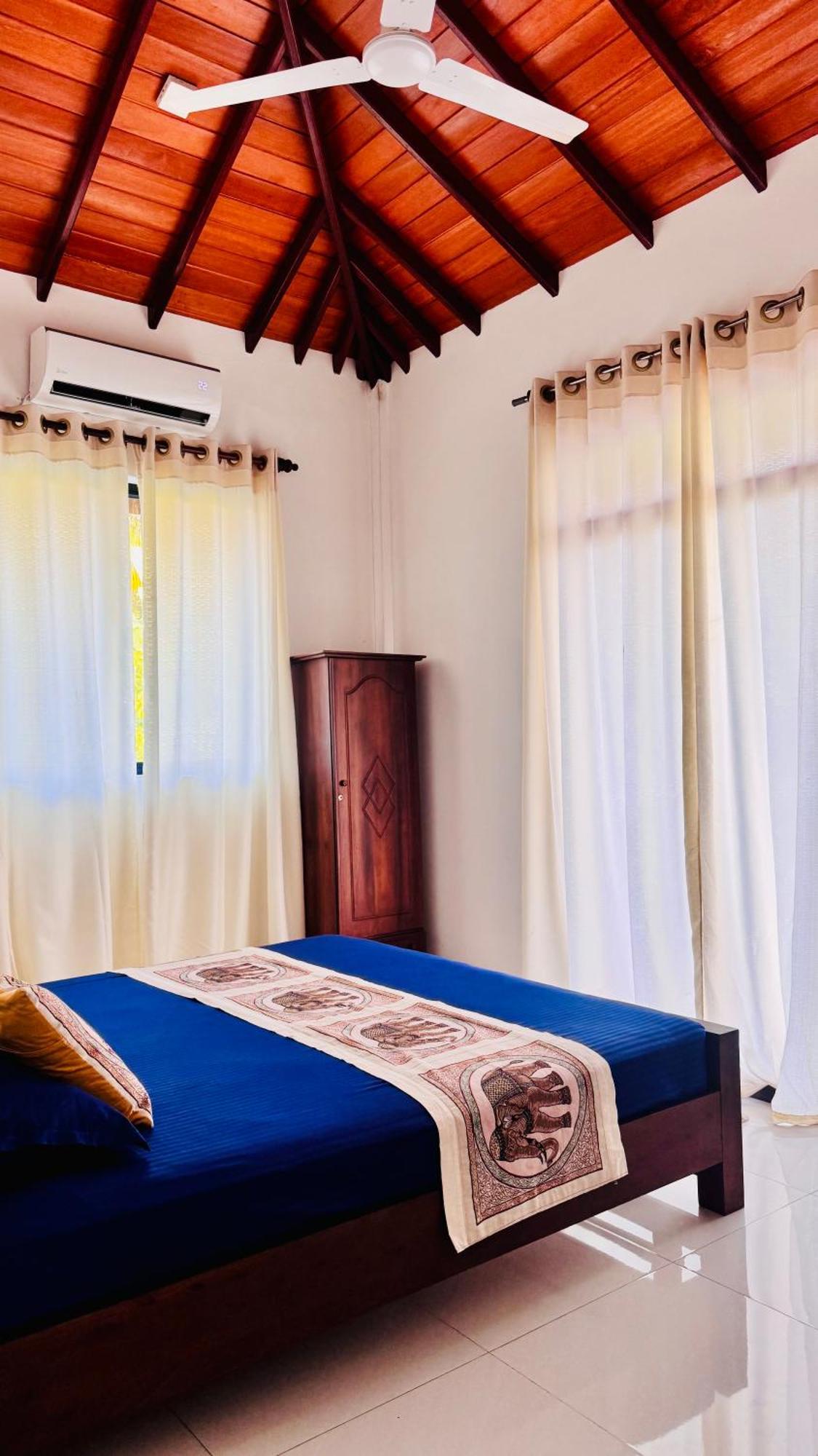 Sritaly Inn Mirissa Dış mekan fotoğraf